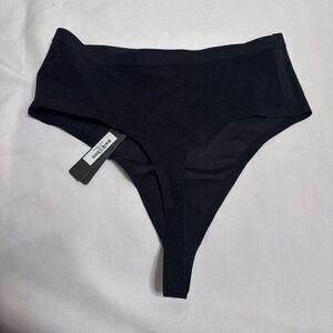 SKIMS Power Mesh Mid Waist Thong Shapewear Onyx XS